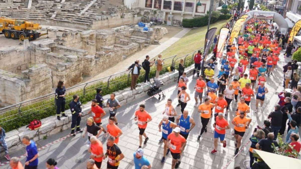 Κλειστοί πολλοί κεντρικοί δρόμοι στη Λάρισα λόγω του αγώνα 